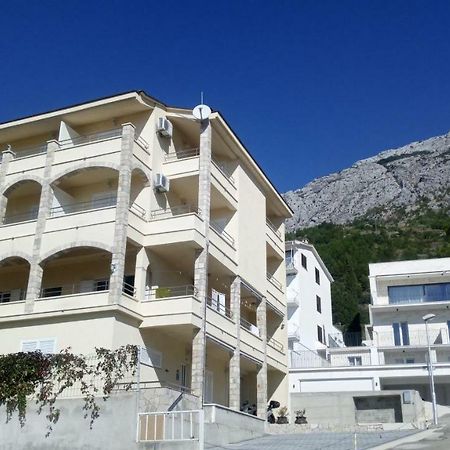 Villa Dm Baška Voda Eksteriør bilde