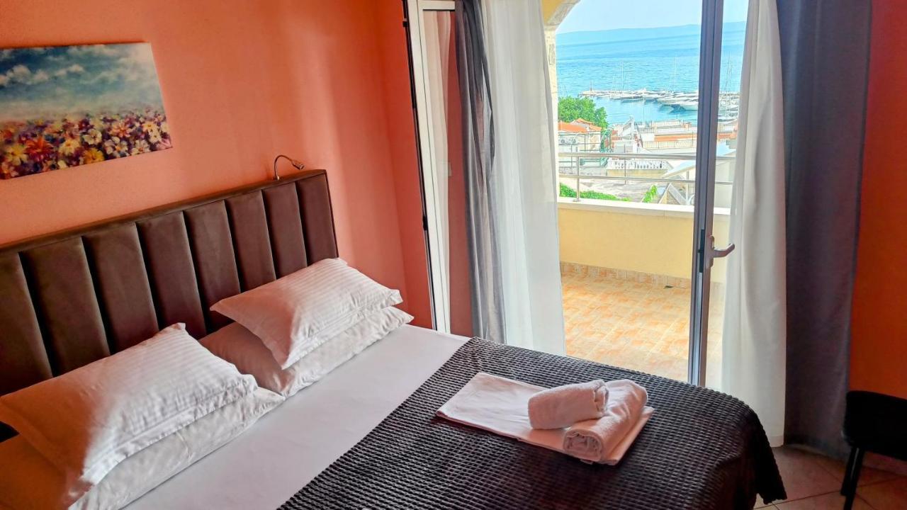 Villa Dm Baška Voda Eksteriør bilde