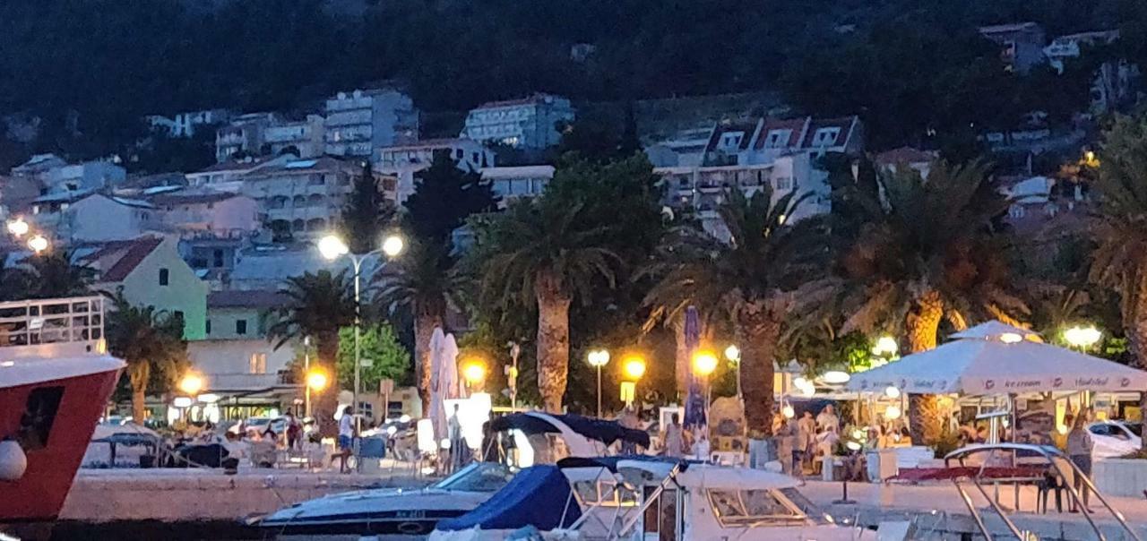 Villa Dm Baška Voda Eksteriør bilde