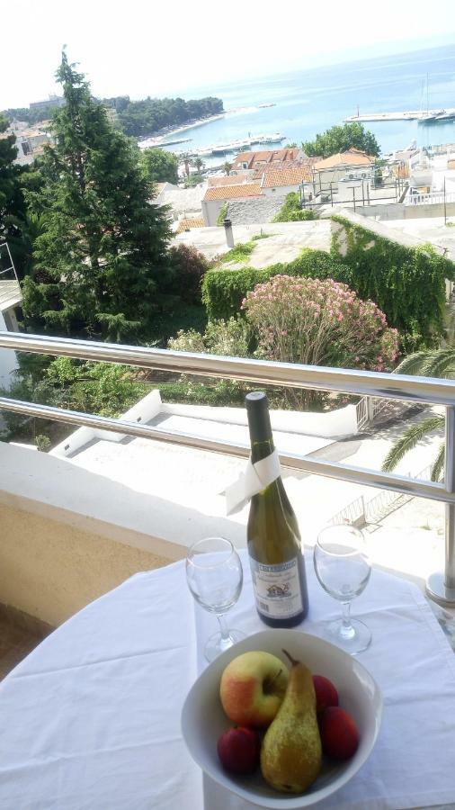 Villa Dm Baška Voda Eksteriør bilde